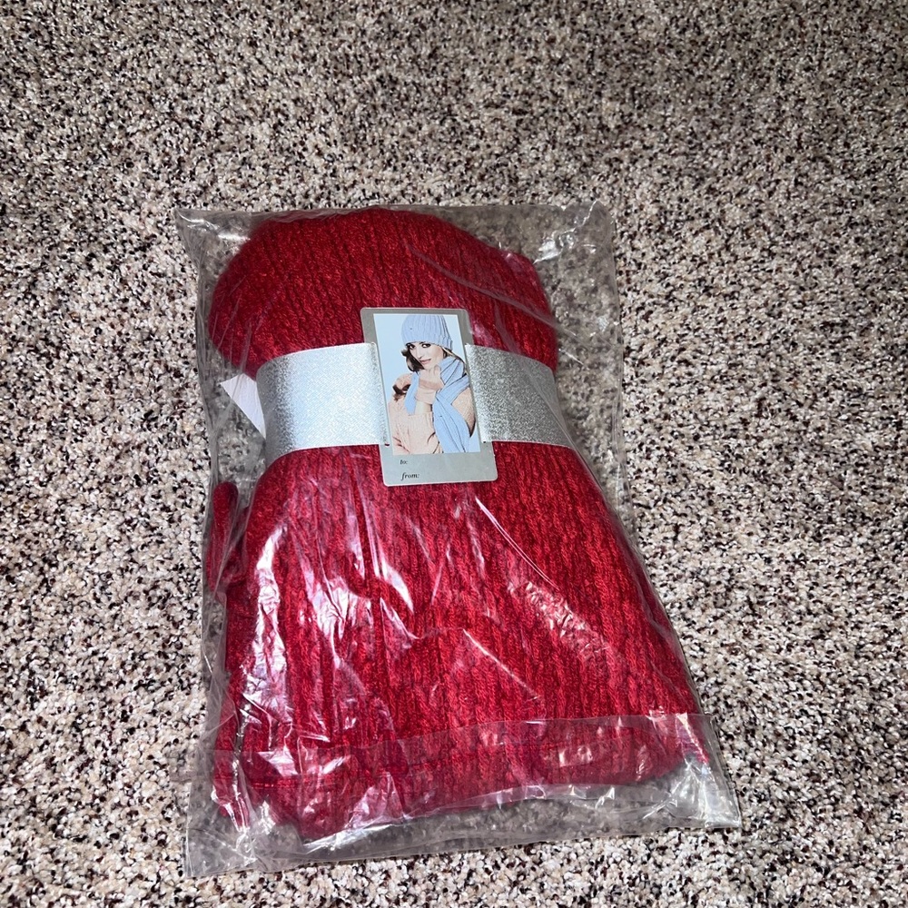 Hat and glove set
